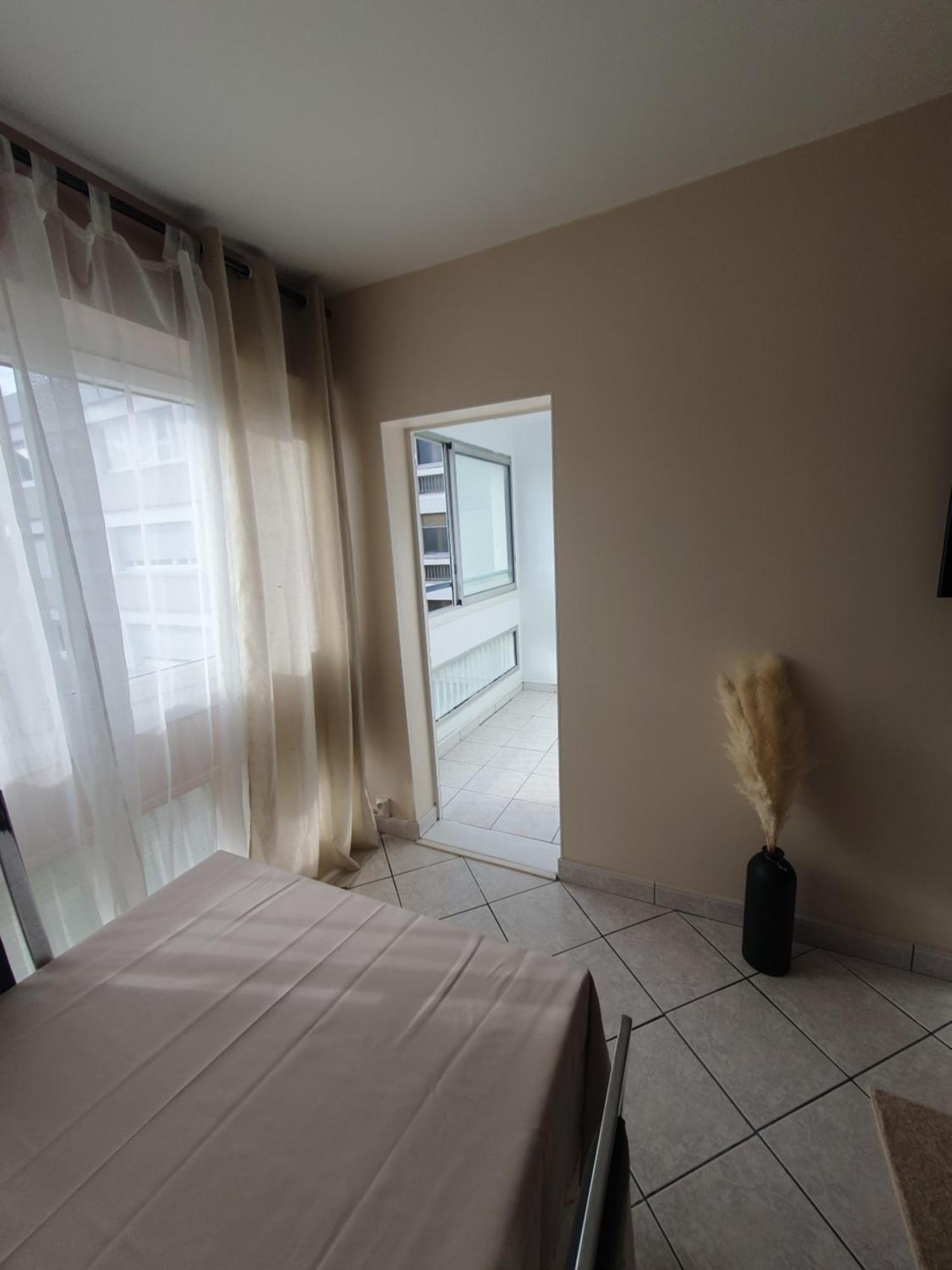 Apartamento Arena/ Groupama Stadium/ Eurexpo Décines-Charpieu